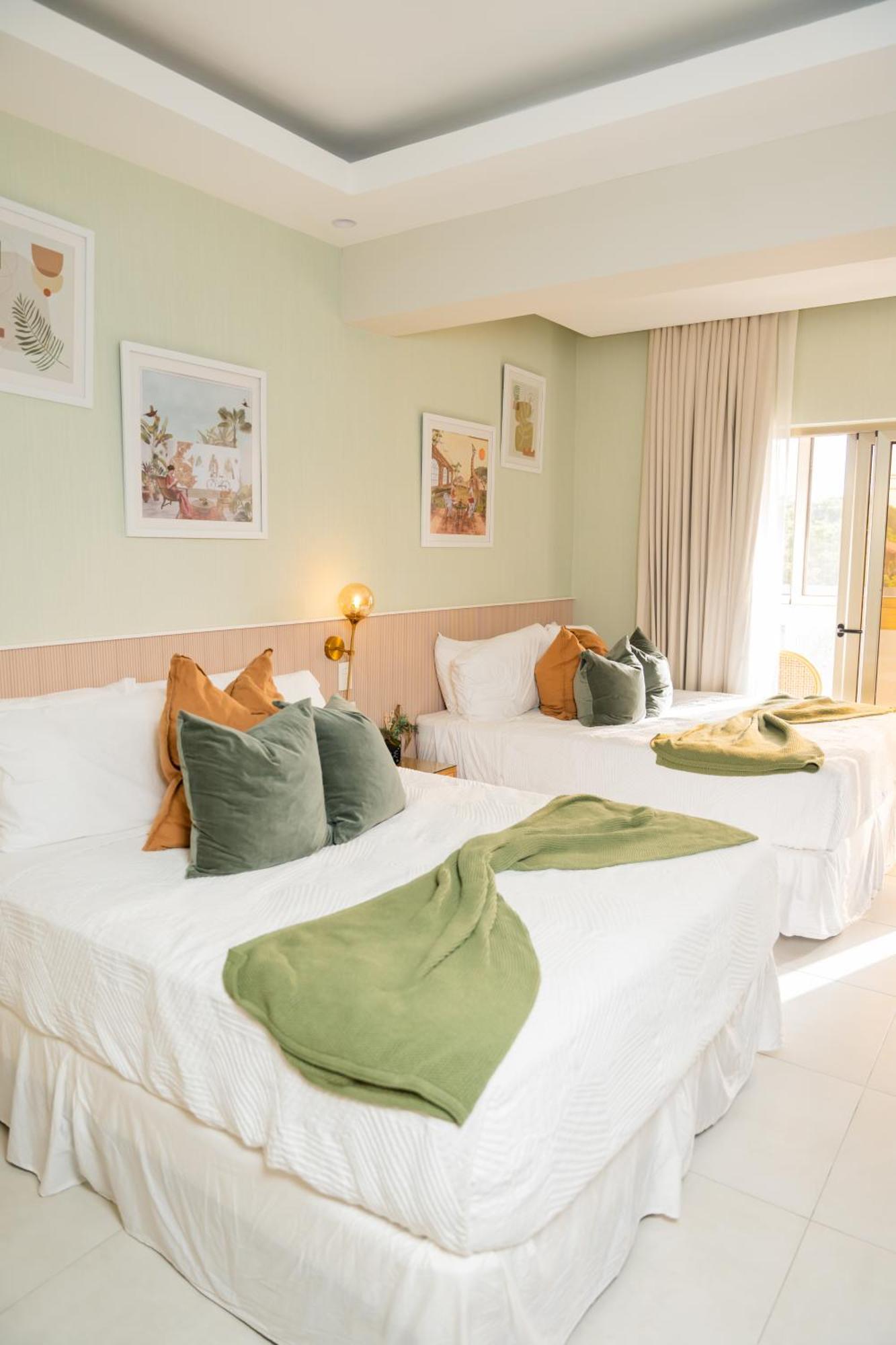 Hotel Stay Here Suites 산토도밍고 외부 사진