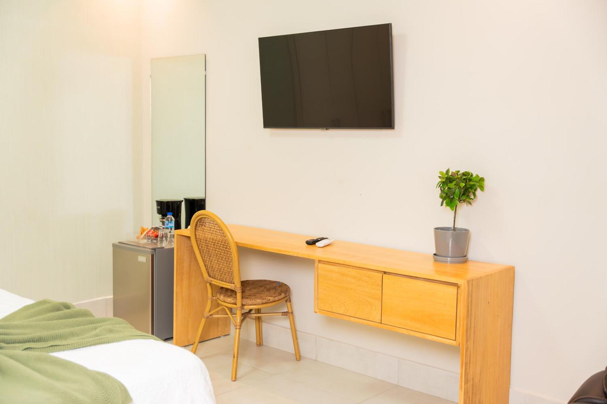 Hotel Stay Here Suites 산토도밍고 외부 사진