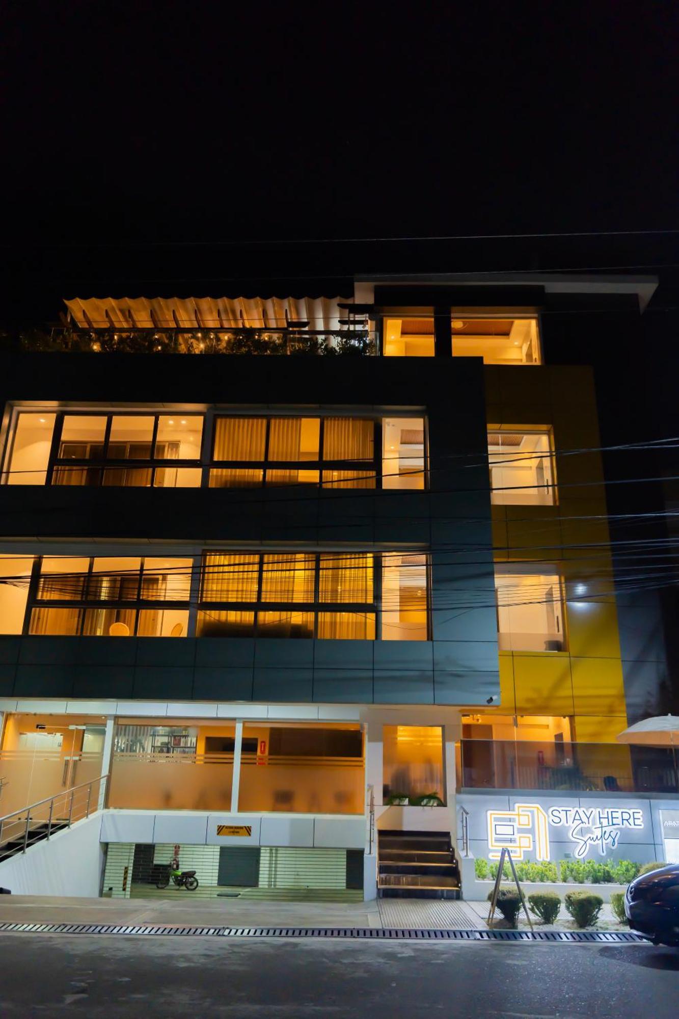 Hotel Stay Here Suites 산토도밍고 외부 사진