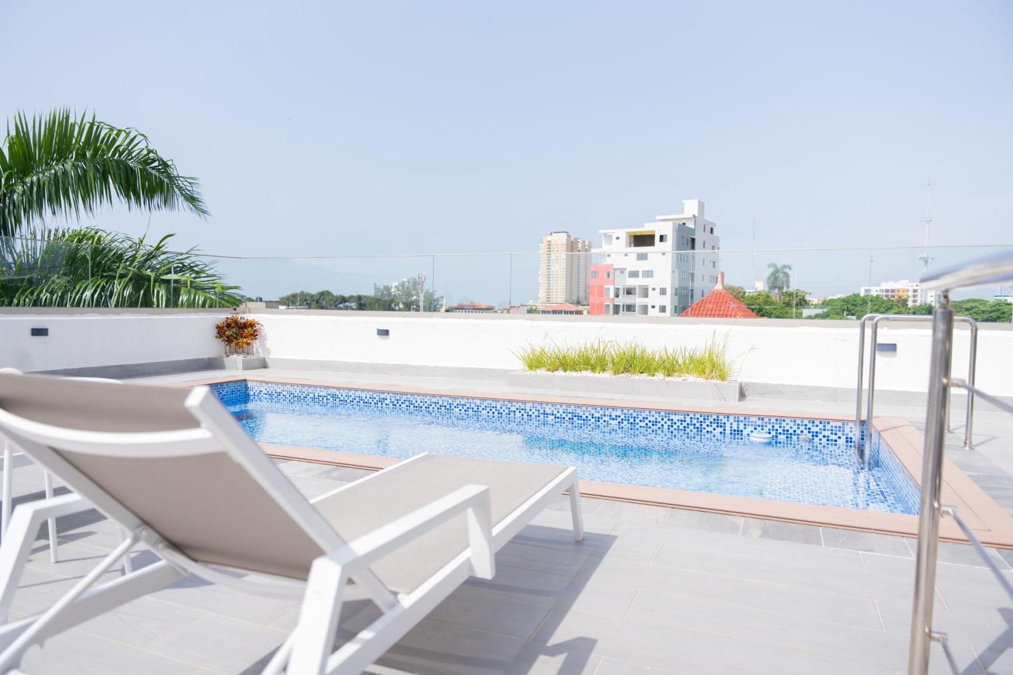 Hotel Stay Here Suites 산토도밍고 외부 사진